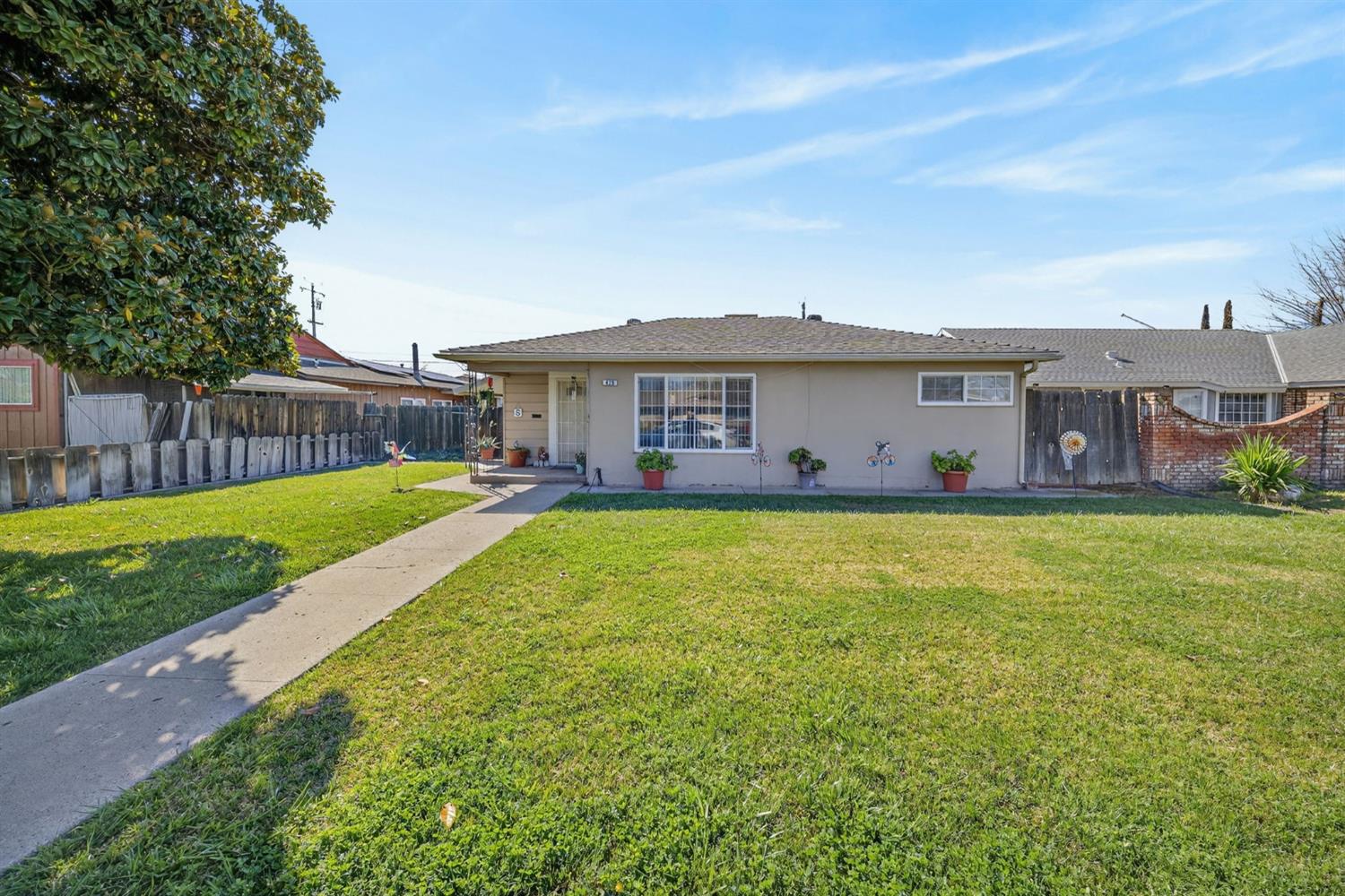 425 University Ave, Coalinga, CA 93210